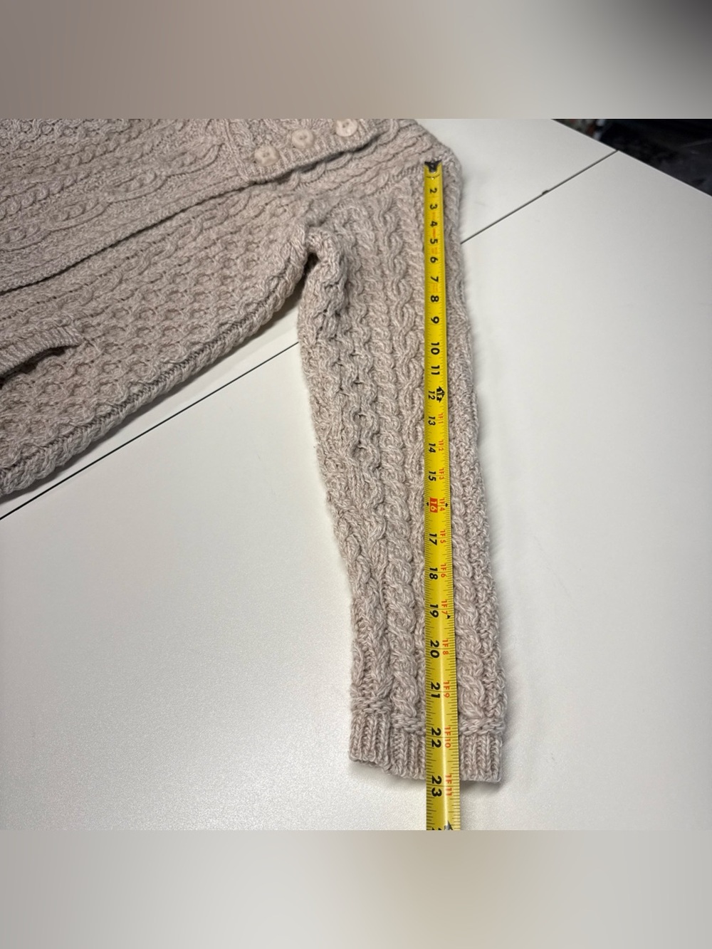 Aran Sweater Market Women’s Merino Wool Cardigan Beige Sz M Irish Cable Knit - Picture 9 of 11